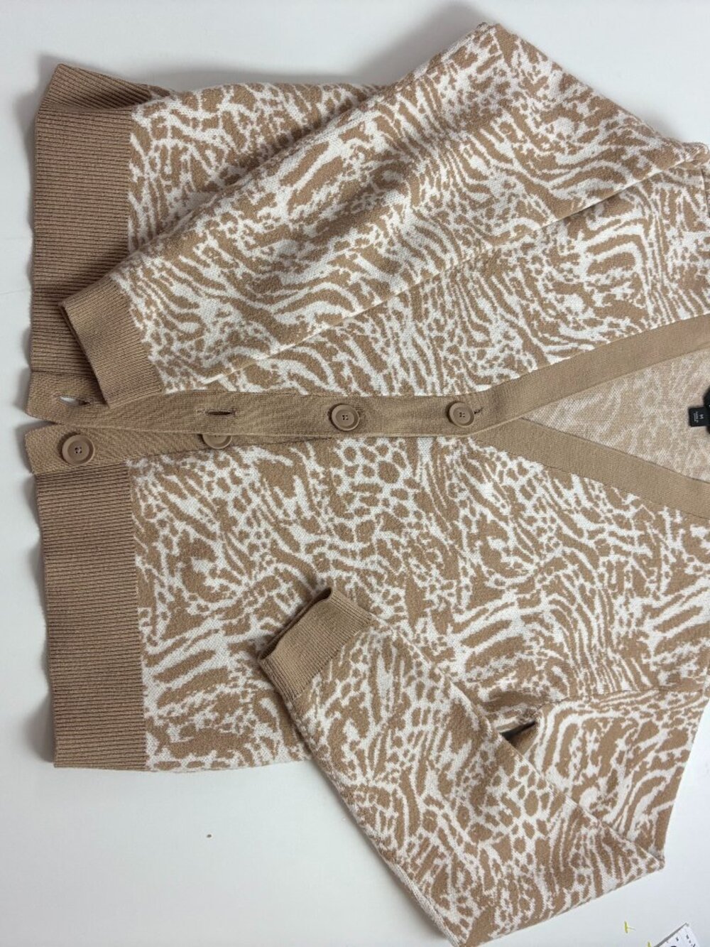 Simply Vera Cardigan in neutral animal print Sz Med